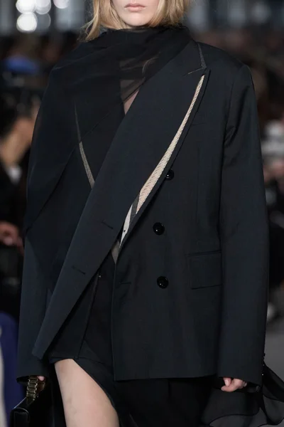 Look 137